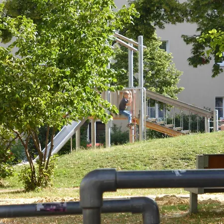Apartment Humboldt 3 Schlafzimmer,Wifi, Netflix Parken, Terrasse, Klimatisiert, Naehe Zentrum Jena Exterior foto