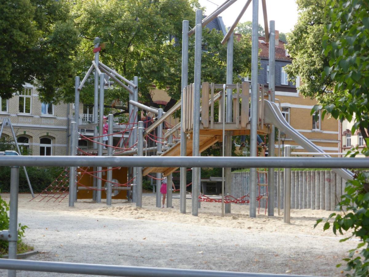 Humboldt 3 Schlafzimmer,wifi, Netflix Parken, Terrasse, Klimatisiert, Naehe Zentrum Apartment *