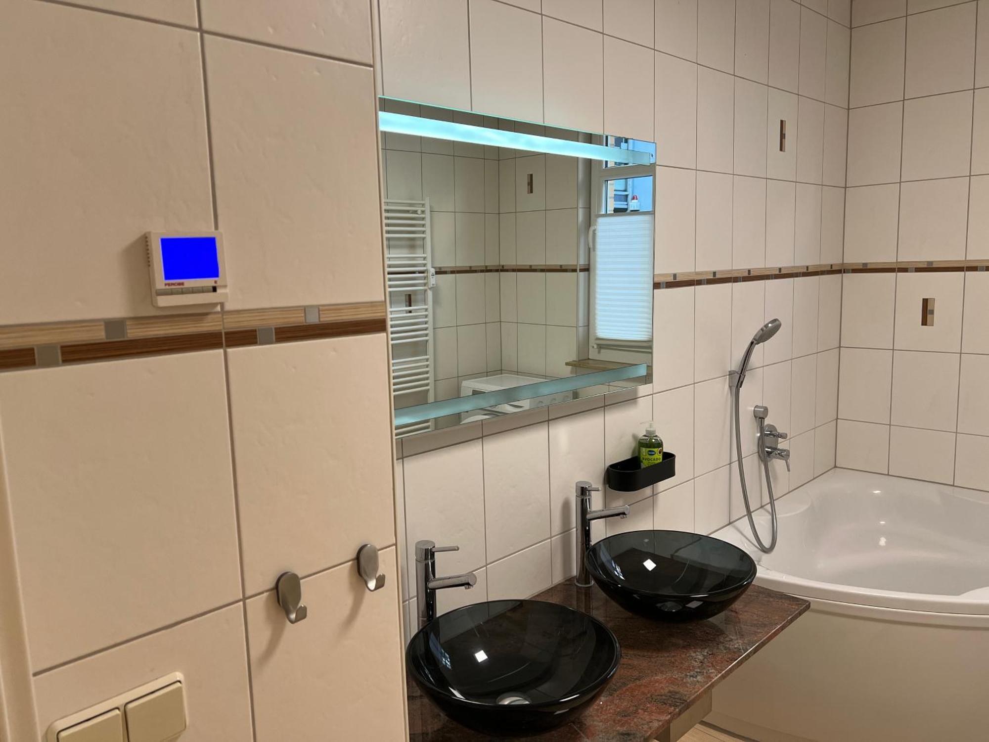 Humboldt 3 Schlafzimmer,wifi, Netflix Parken, Terrasse, Klimatisiert, Naehe Zentrum Apartament