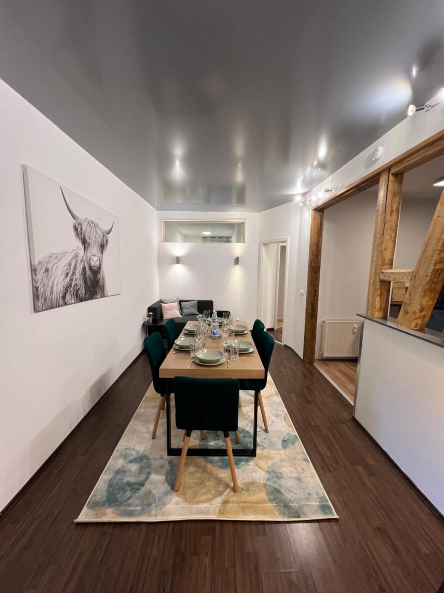 Humboldt 3 Schlafzimmer,wifi, Netflix Parken, Terrasse, Klimatisiert, Naehe Zentrum Apartament