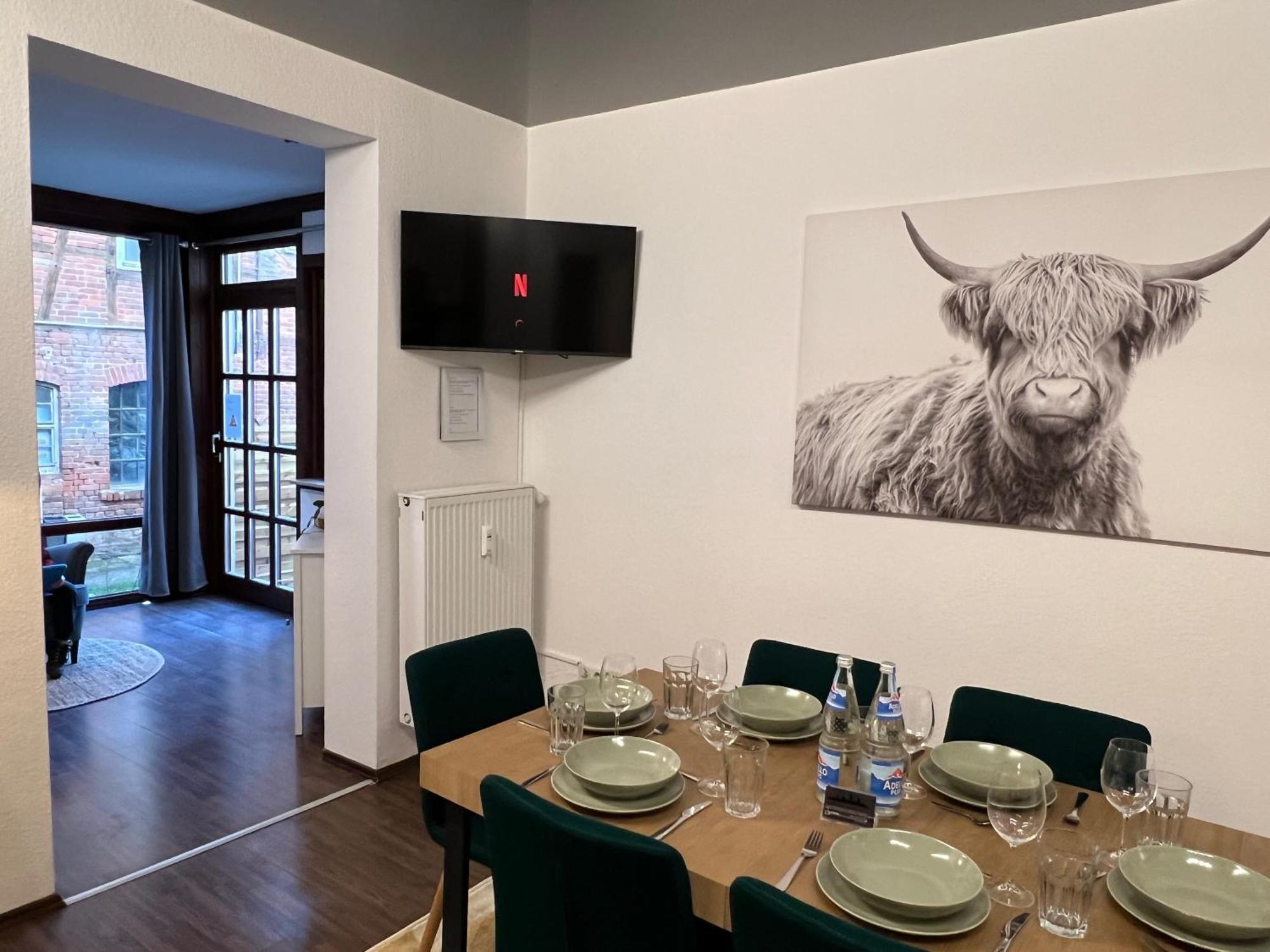 Apartament Humboldt 3 Schlafzimmer,wifi, Netflix Parken, Terrasse, Klimatisiert, Naehe Zentrum Jena