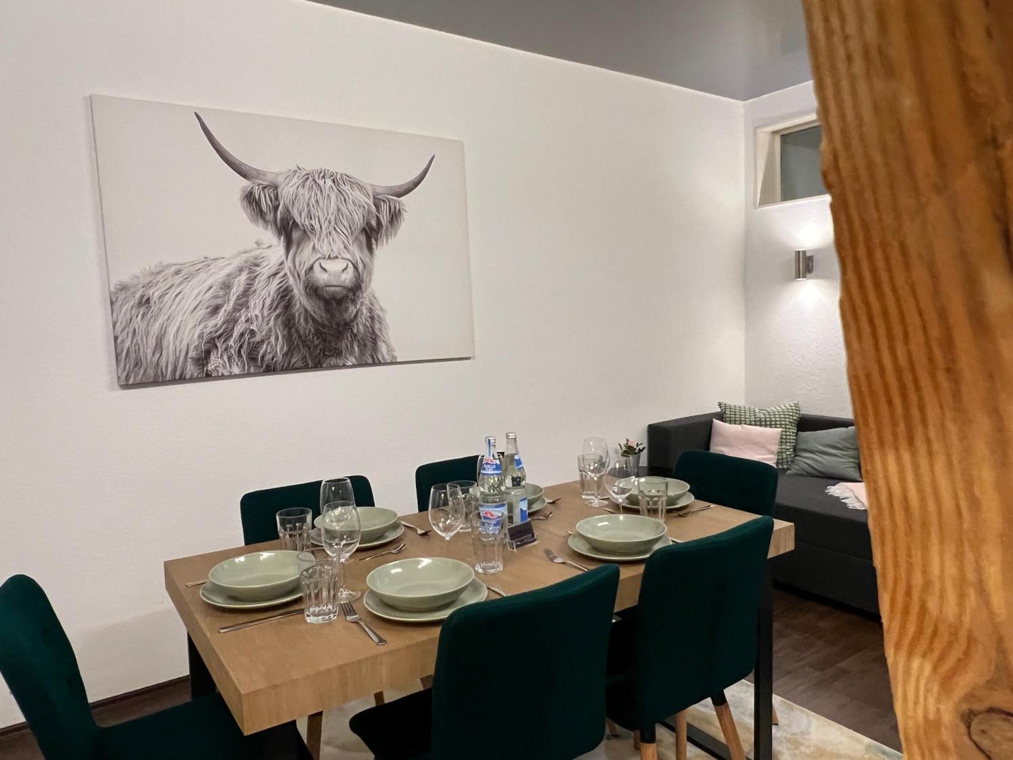 Humboldt 3 Schlafzimmer,wifi, Netflix Parken, Terrasse, Klimatisiert, Naehe Zentrum *